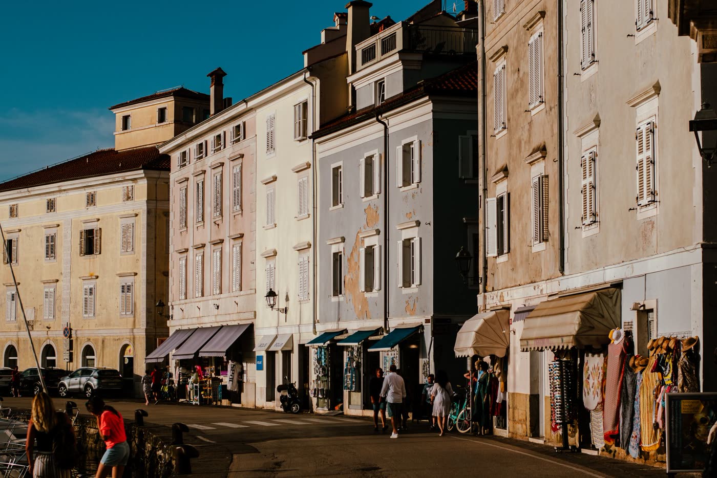 Korčula — lokacija trgovine Mobla Pikas